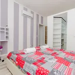 Appartamento Lugano S&s Home, Moderna E Tranquilla, Vicino Al Centro Di Milano, Con Parcheggio Gratuito Esterno Milano