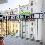 Lugano S&s Home, Moderna E Tranquilla, Vicino Al Centro Di Milano, Con Parcheggio Gratuito Esterno